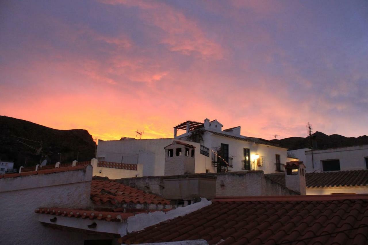 Casita De Pueblo Reformada, Terraza Con Vistas Preciosas Y Parking Privado Lägenhet Bédar Exteriör bild
