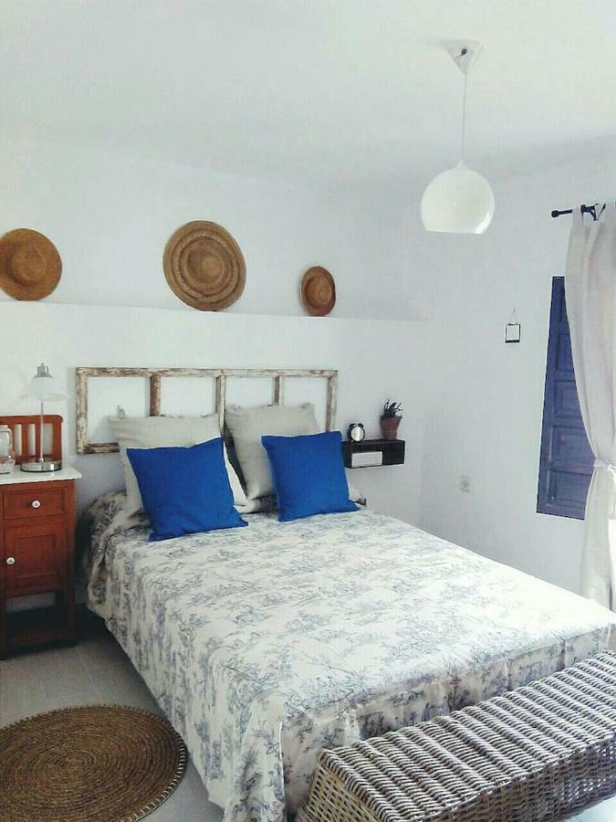 Casita De Pueblo Reformada, Terraza Con Vistas Preciosas Y Parking Privado Lägenhet Bédar Exteriör bild