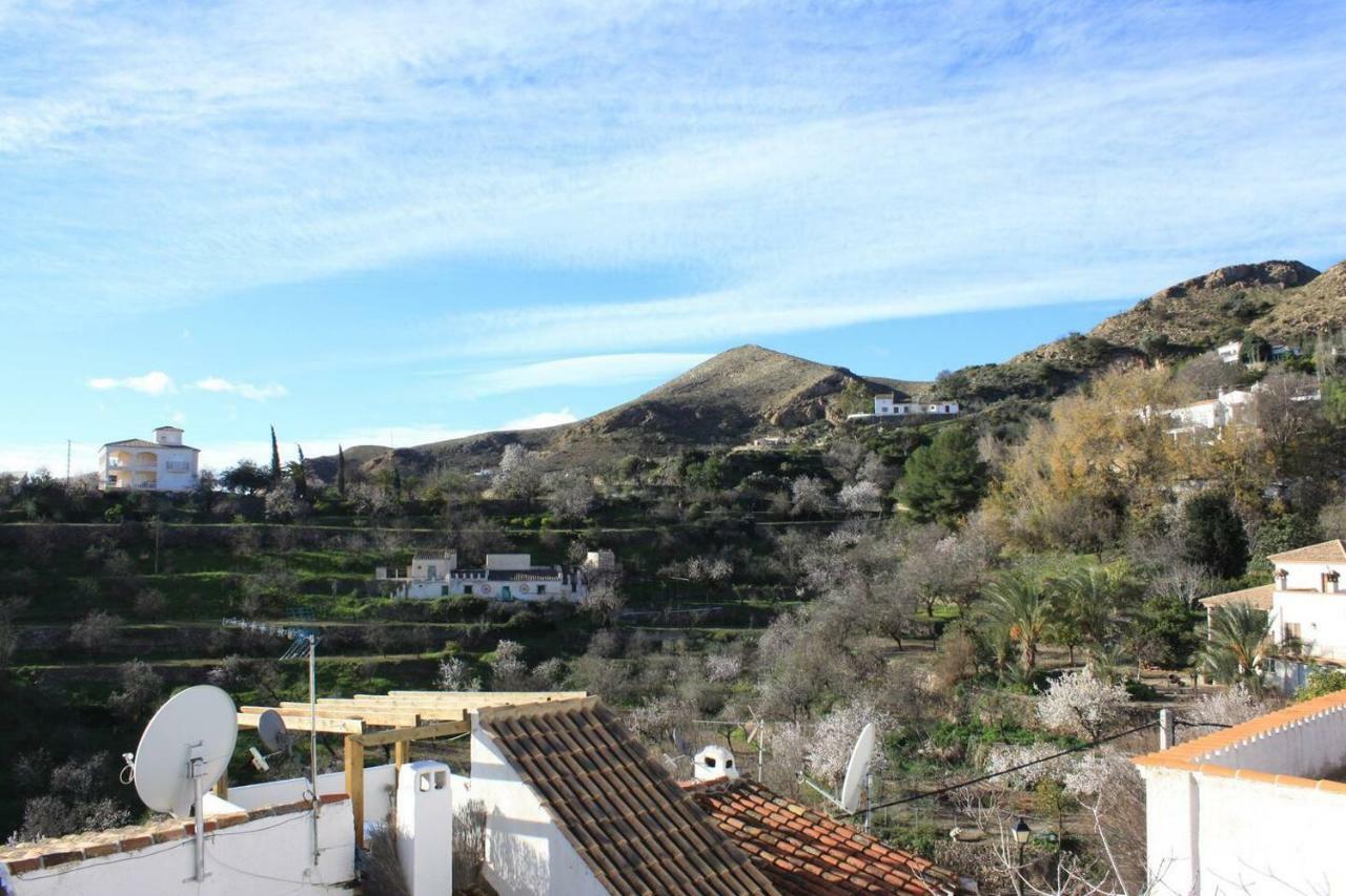 Casita De Pueblo Reformada, Terraza Con Vistas Preciosas Y Parking Privado Lägenhet Bédar Exteriör bild