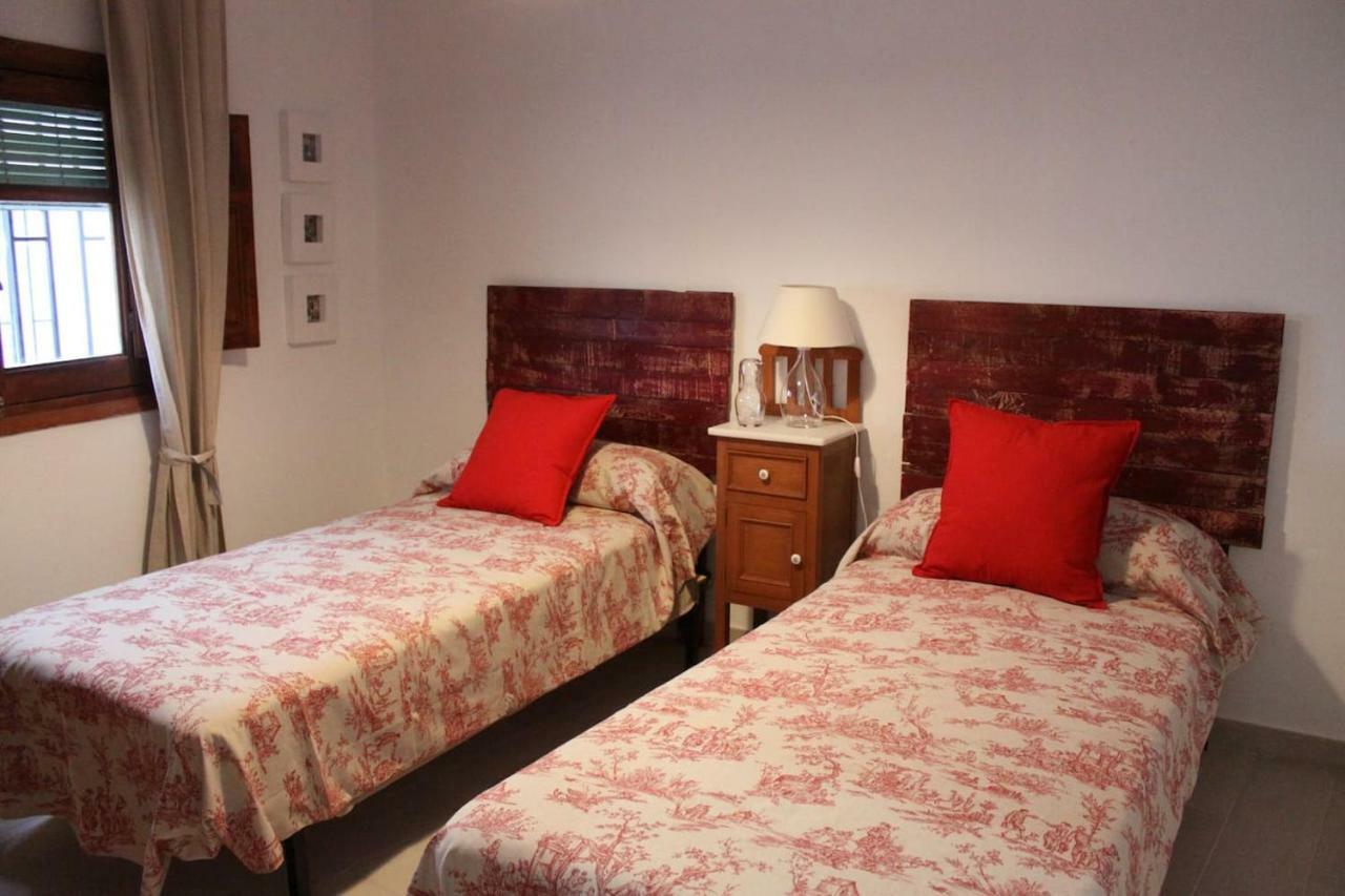 Casita De Pueblo Reformada, Terraza Con Vistas Preciosas Y Parking Privado Lägenhet Bédar Exteriör bild