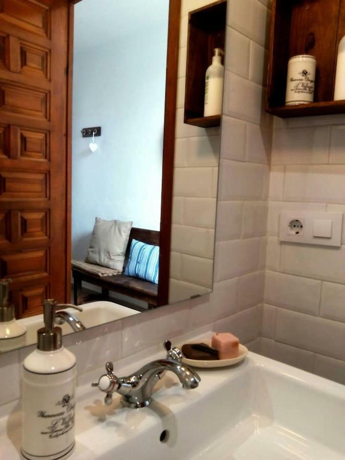 Casita De Pueblo Reformada, Terraza Con Vistas Preciosas Y Parking Privado Lägenhet Bédar Exteriör bild